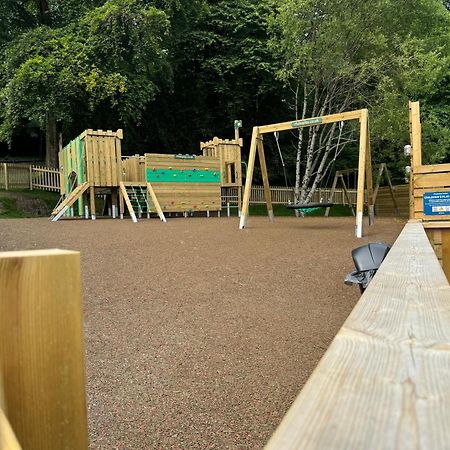Conkers Lodge For 6 With Hot Tub & Secluded Decking - Spa Resort In Devon Chudleigh Esterno foto